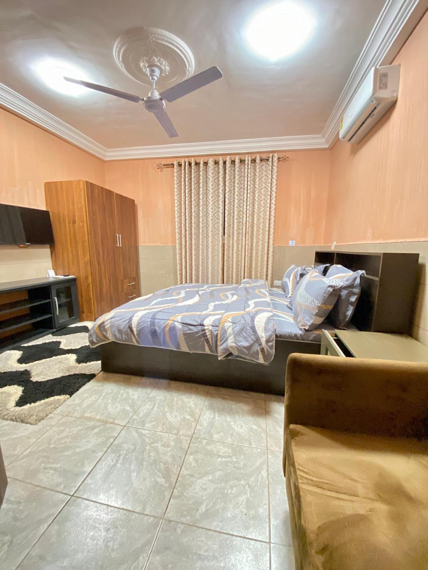 Bays Boutique Apartment 아크라 외부 사진