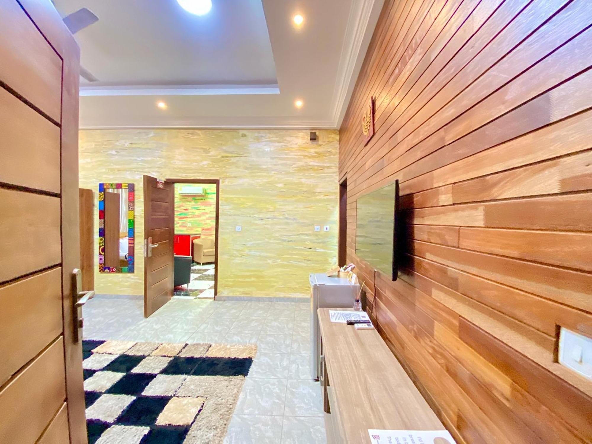 Bays Boutique Apartment 아크라 외부 사진