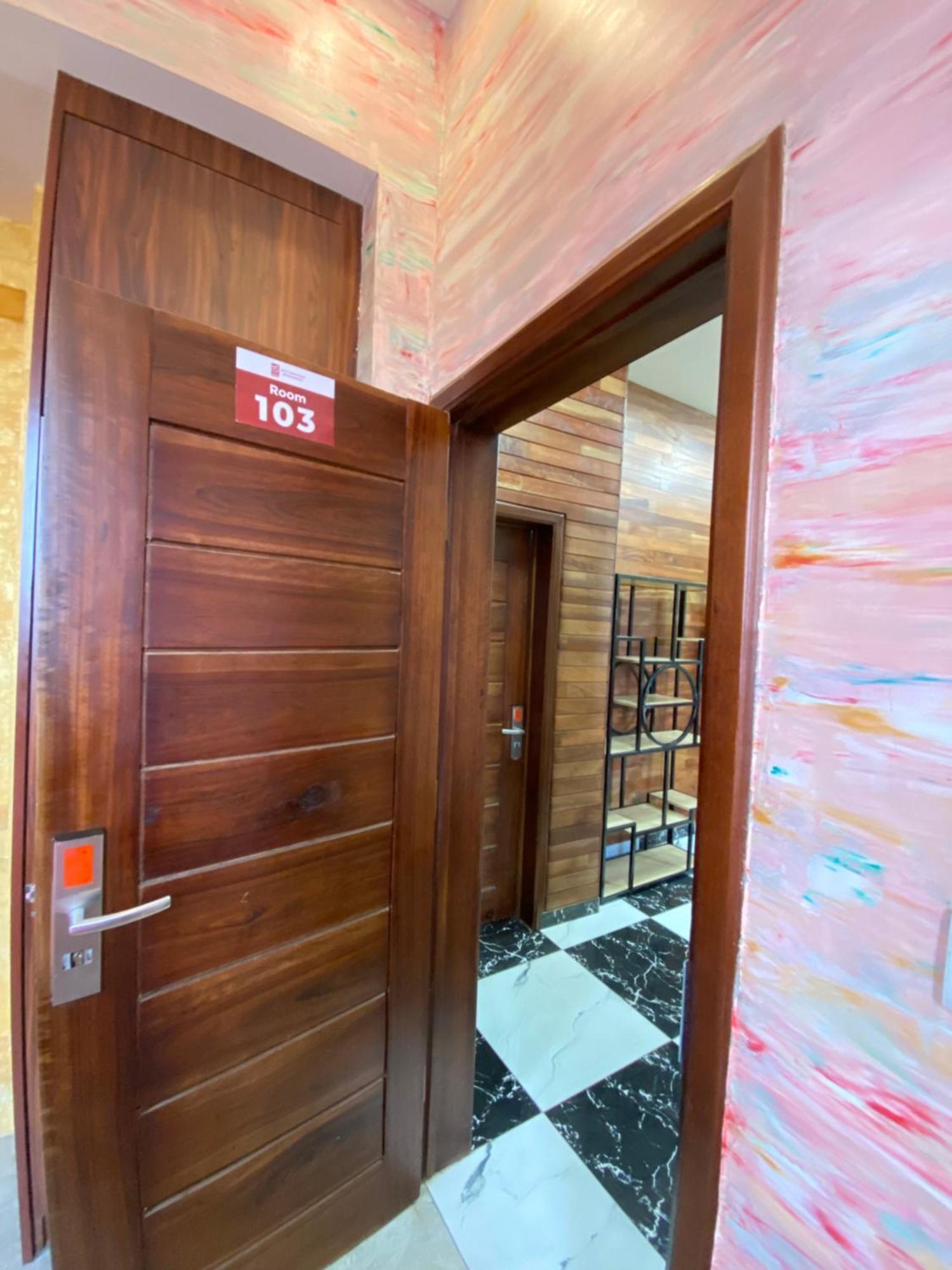 Bays Boutique Apartment 아크라 외부 사진