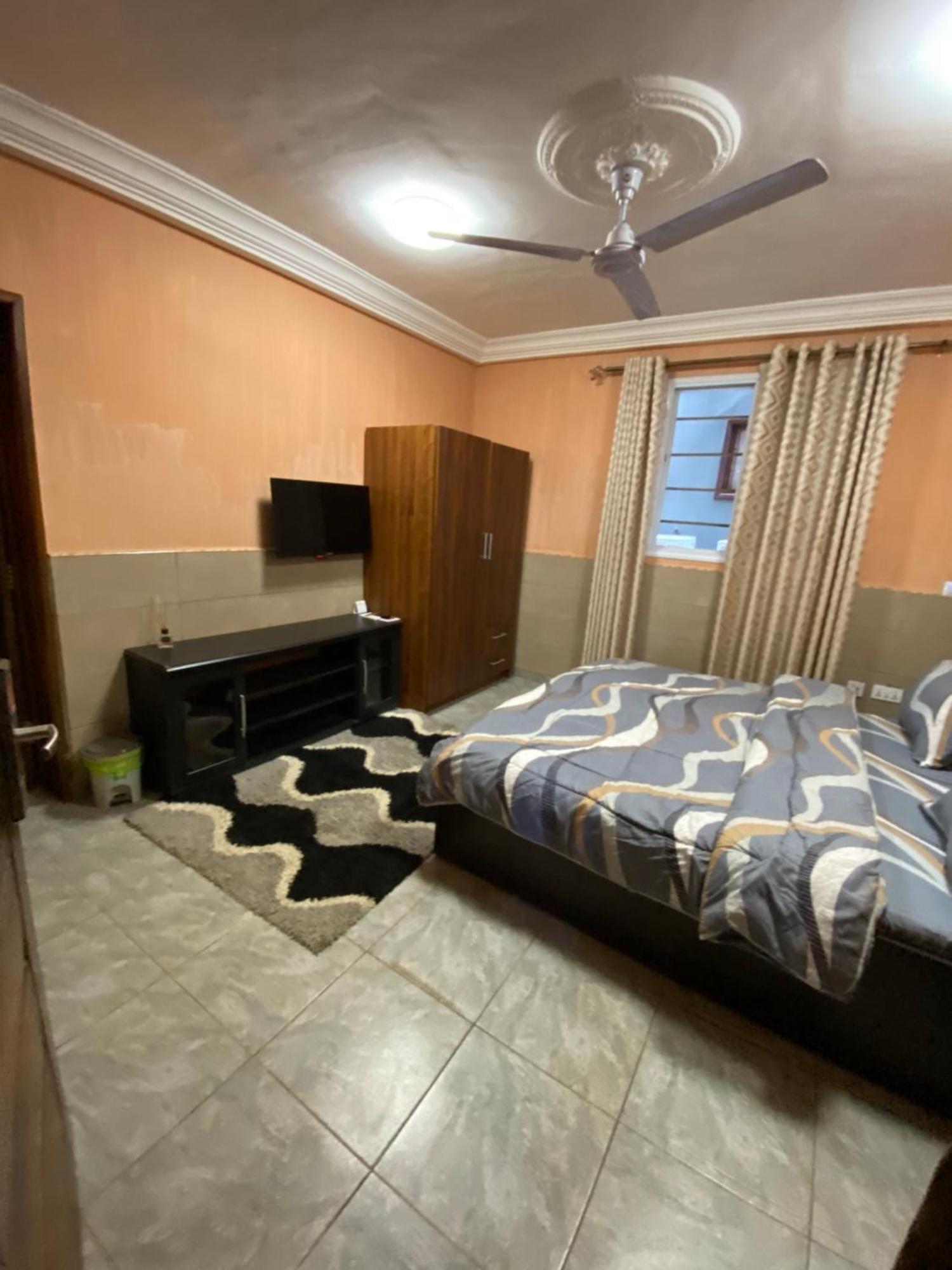 Bays Boutique Apartment 아크라 외부 사진