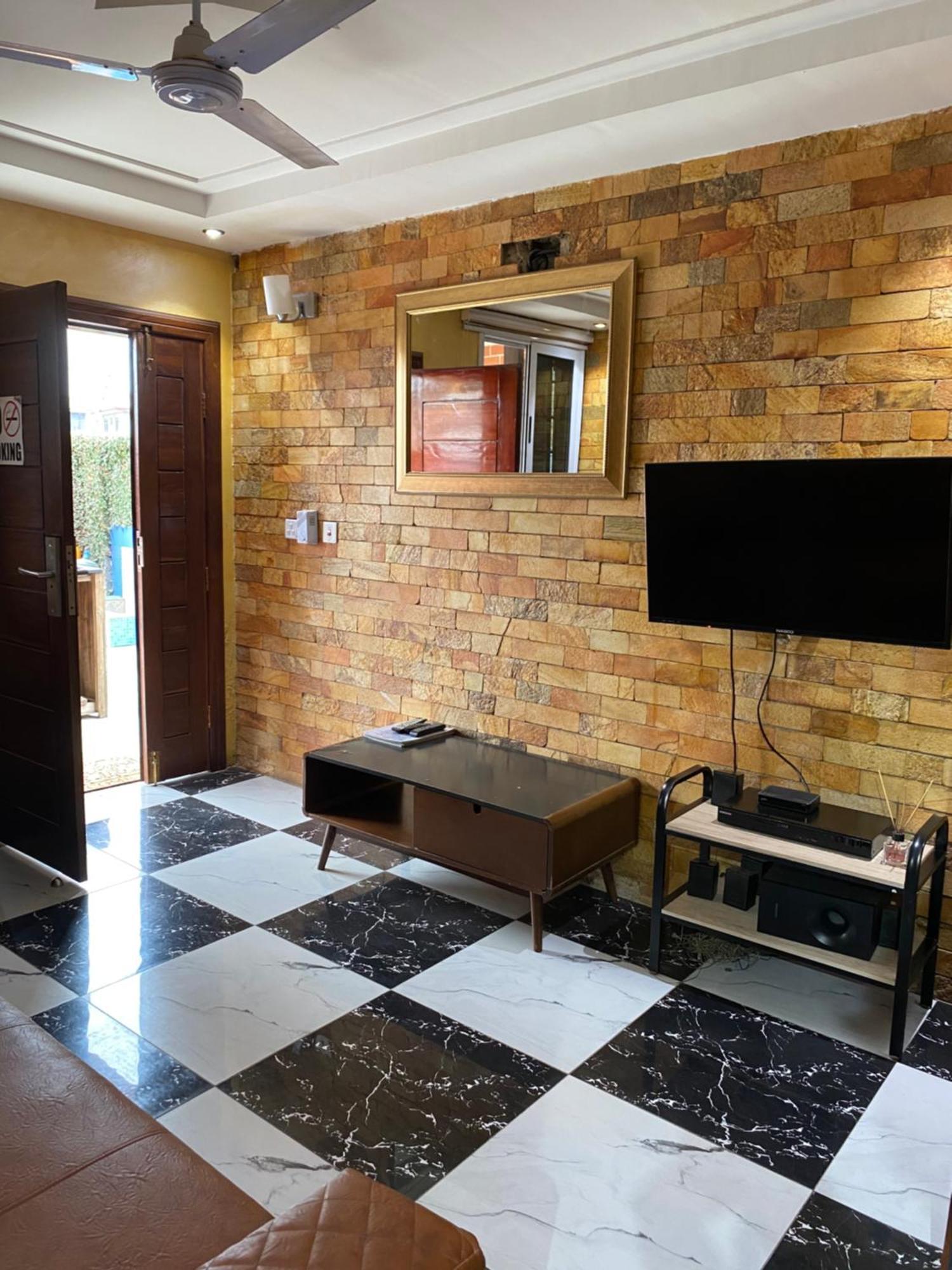 Bays Boutique Apartment 아크라 외부 사진