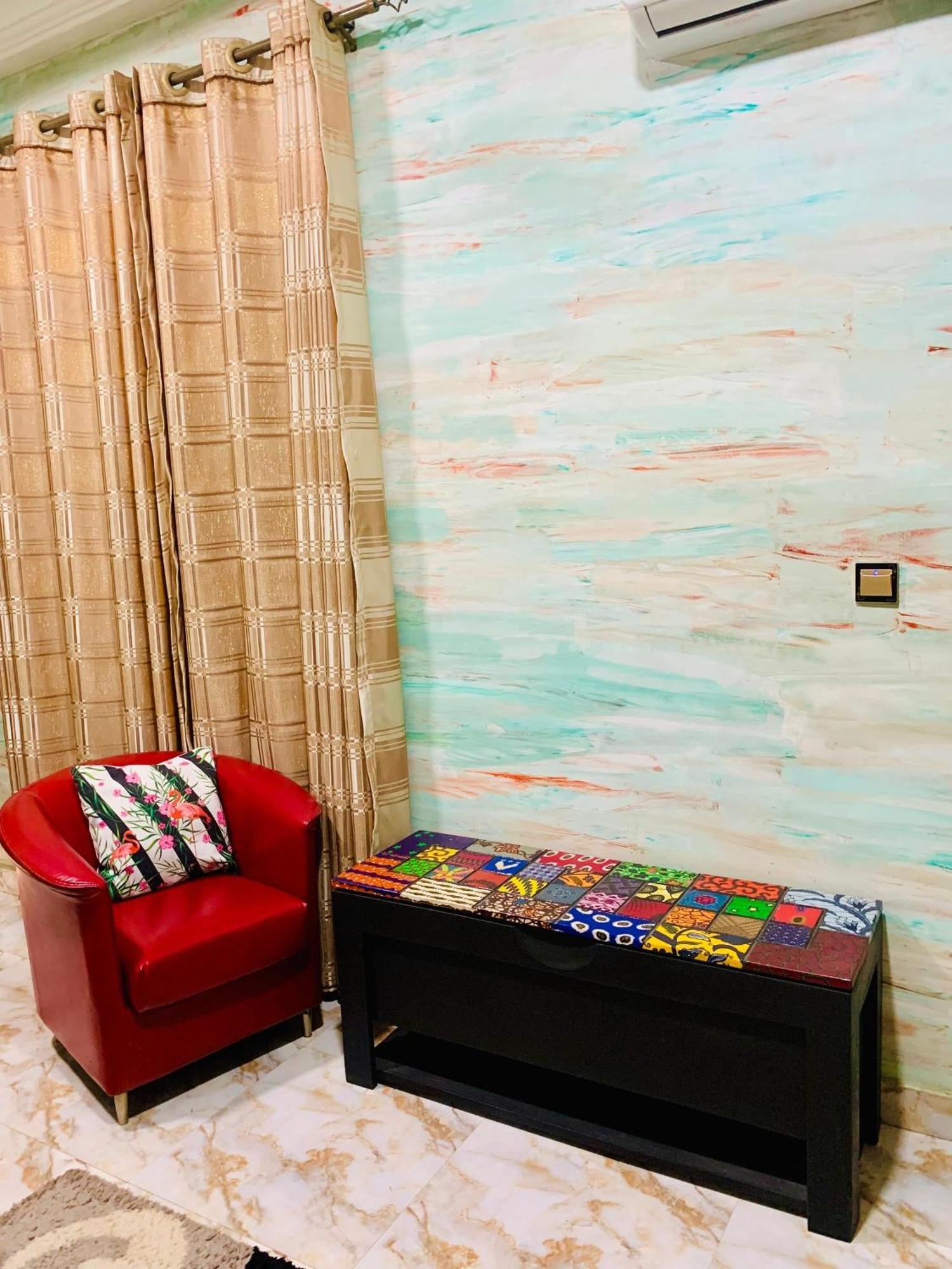 Bays Boutique Apartment 아크라 외부 사진