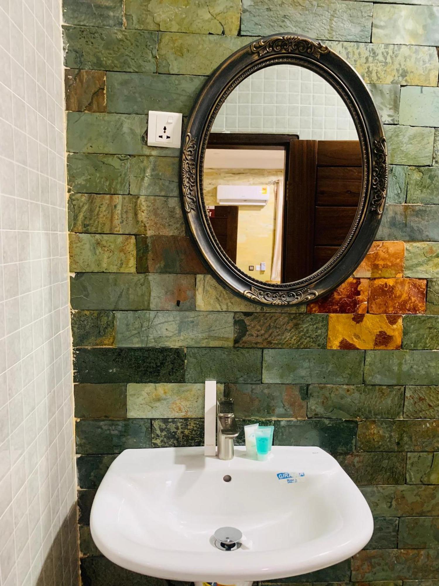 Bays Boutique Apartment 아크라 외부 사진